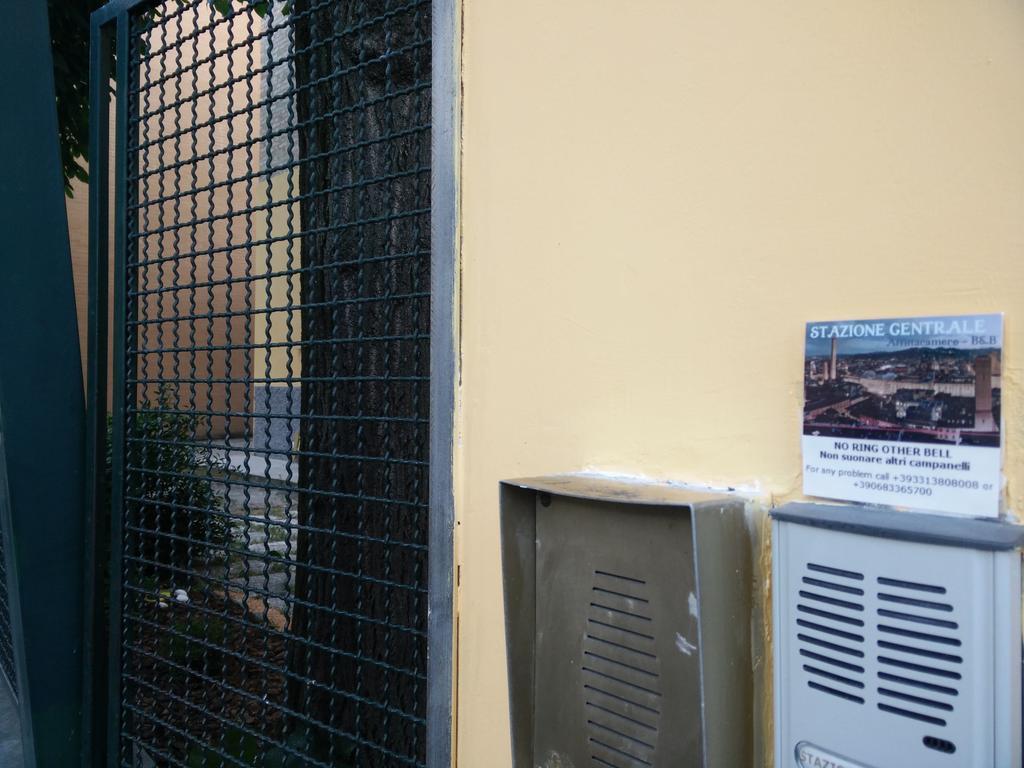 Stazione Centrale Bed & Breakfast Bologna Exterior foto