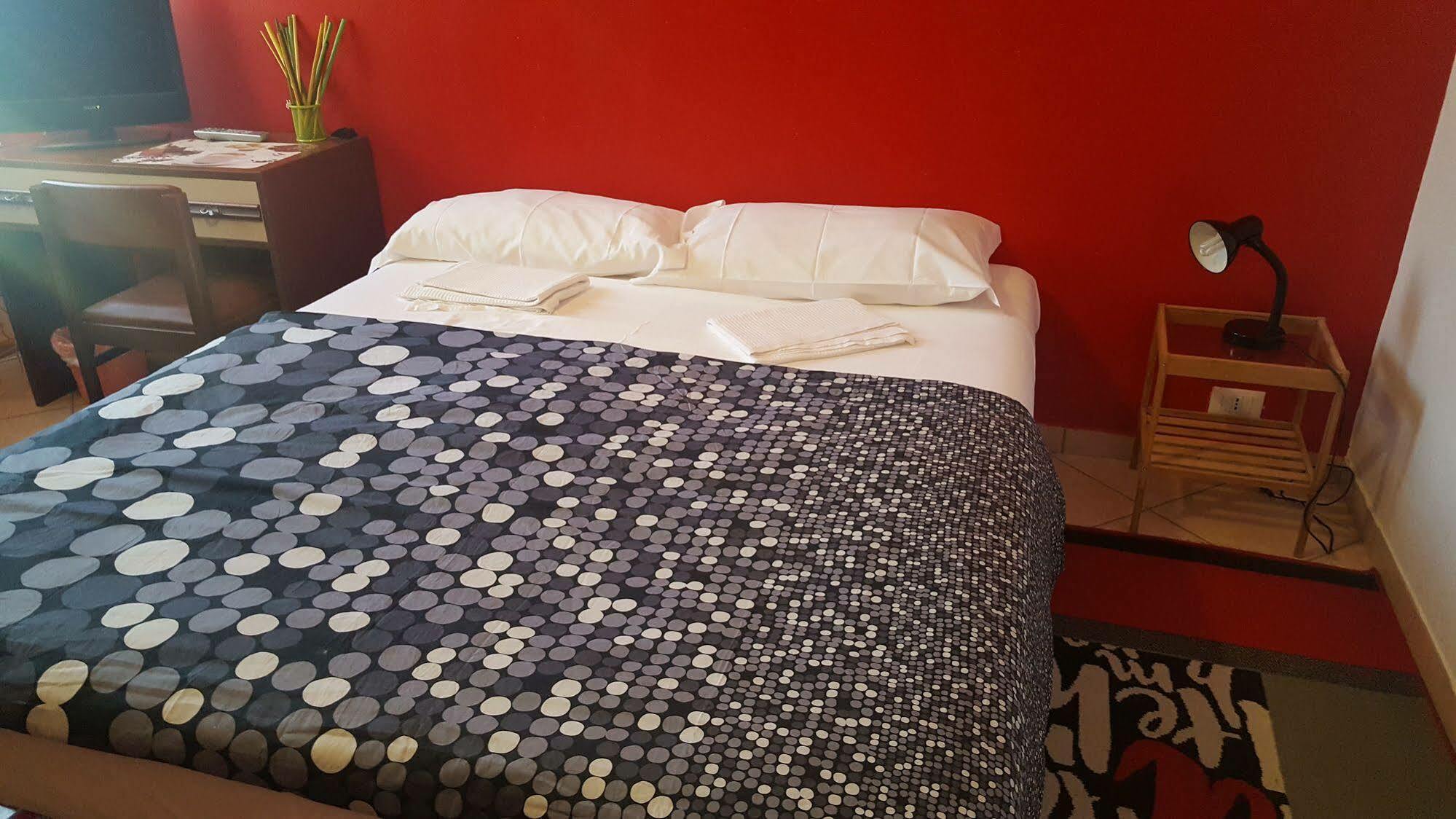 Stazione Centrale Bed & Breakfast Bologna Exterior foto
