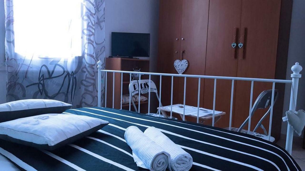 Stazione Centrale Bed & Breakfast Bologna Exterior foto